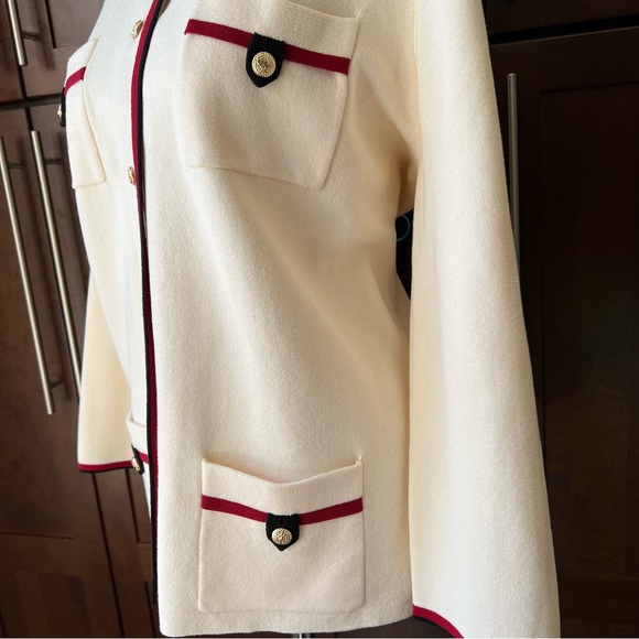 Anne Klein Ivory Knit Red Trim 4 Pockets Cardigan Embossed Gold Anchor Button XL - Picture 9 of 17